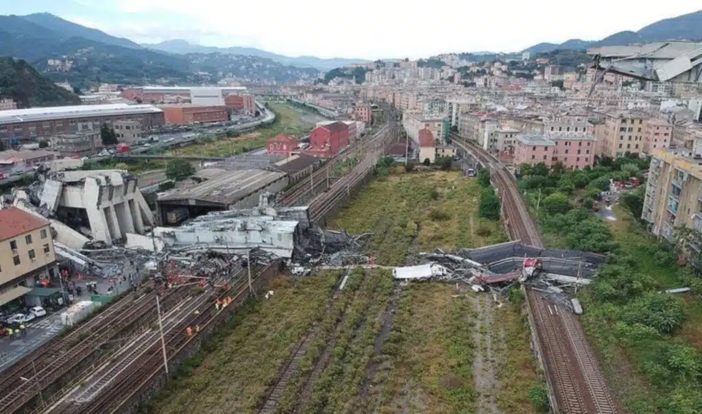 Colapso del Puente Morandi 02