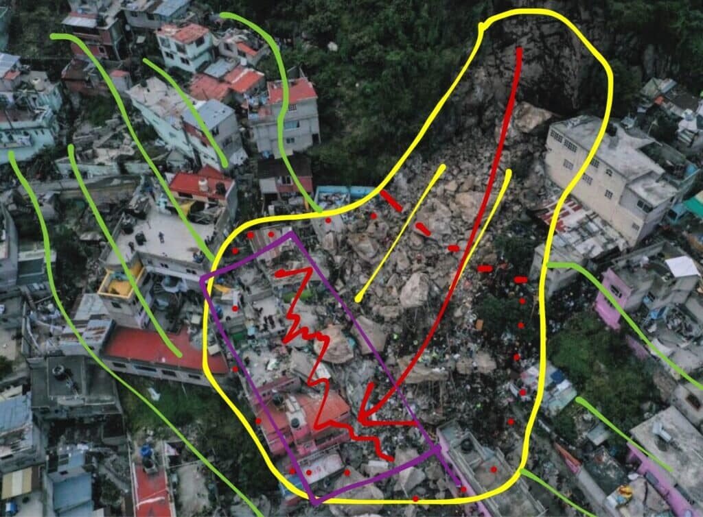 Vista aérea del derrumbe en el Cerro del Chiquihuite, con viviendas dañadas y la zona de deslizamiento marcada sobre el terreno